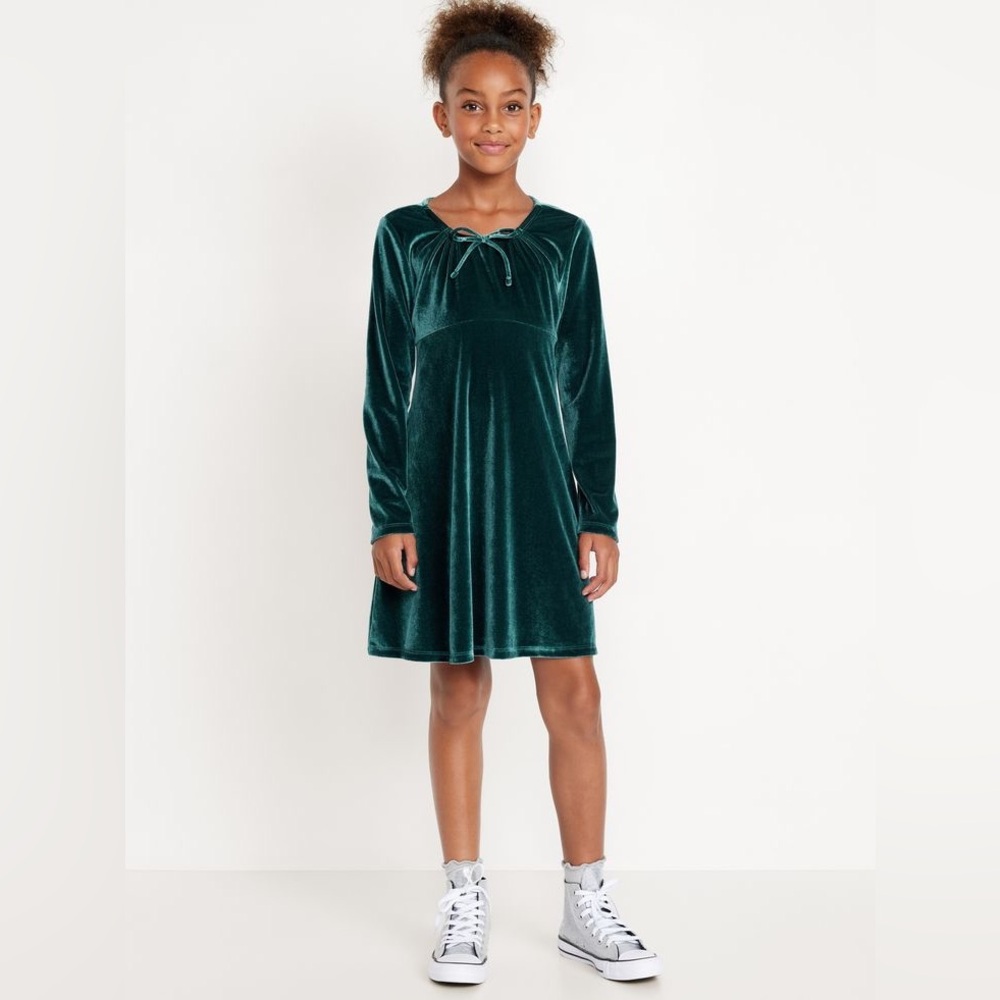 NWT Old Navy Long-Sleeve Tie-Neck Velvet Swing Dress-Emerald Isle